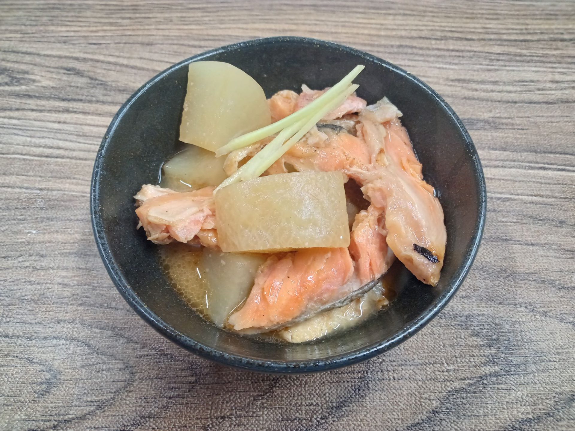鮭大根ページ 鮭大根 - FUJISAN KITCHEN | 株式会社 藤三